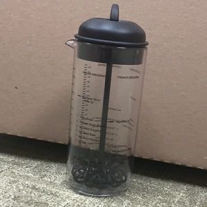 Pampered Chef Measure Mix and Pour